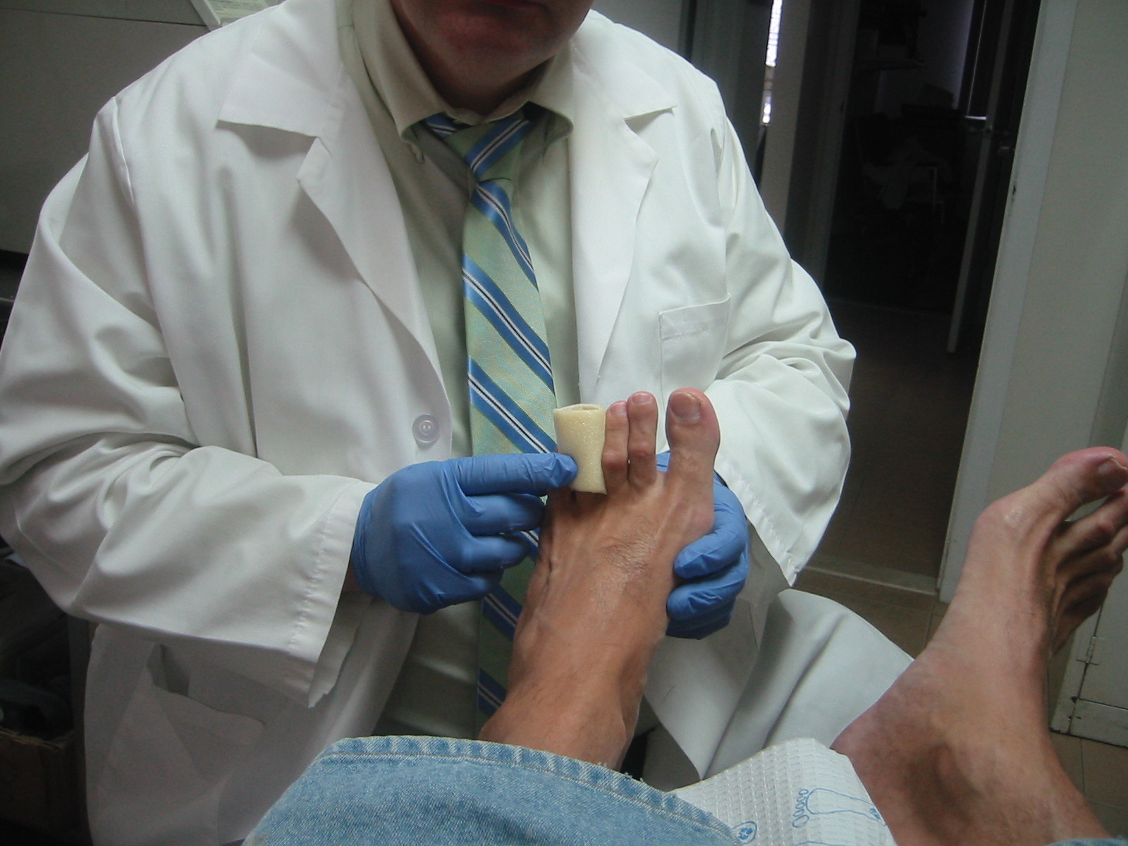 Foot Doctor Name In Spanish at Merrill Lavallee blog